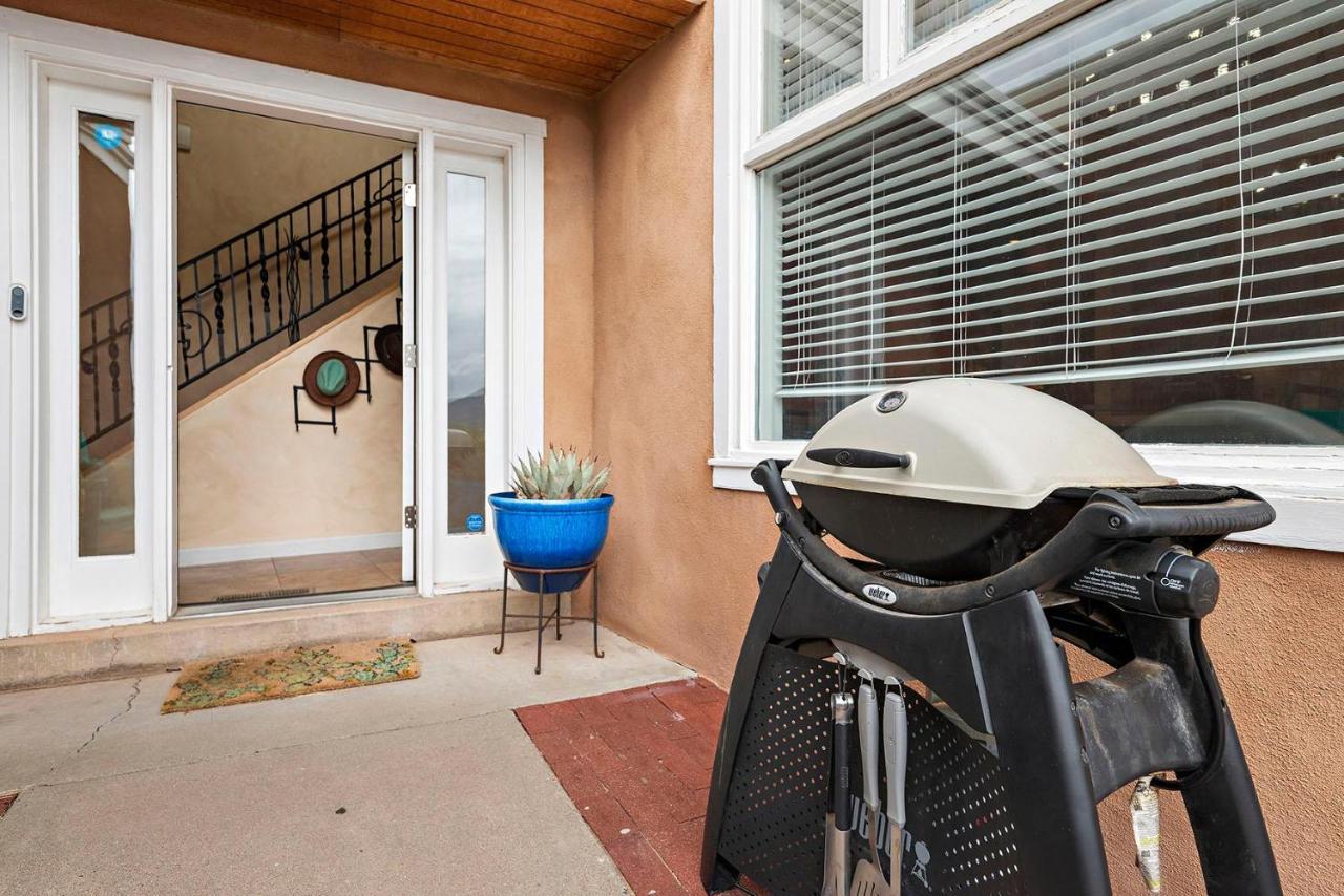 501 Rio Grande F9 Villa ซานตาเฟ ภายนอก รูปภาพ